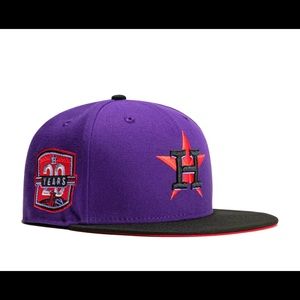 T-Dot 20th anniversary Astros Size 7 1/4